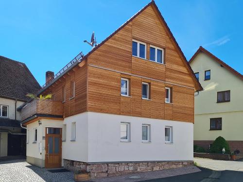 Ferienwohnung Zur Rhön Tischlerei: Außenansicht