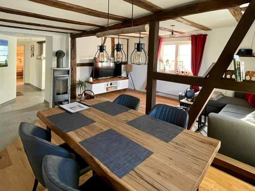 Ferienwohnung 1: Wohnzimmer