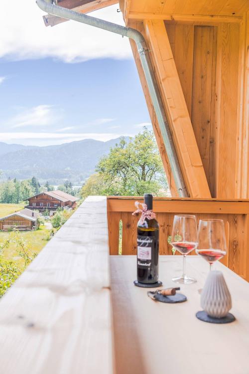 Strahschupf - Balkon mit See-&Bergblick