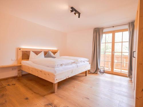 Muichkammerl - Schlafzimmer mit Zirbenbett