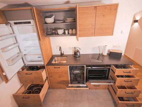 Muichkammerl - voll ausgestattete massive Eichenküche