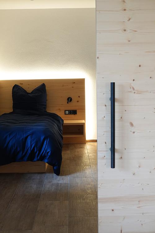 tuer-bett