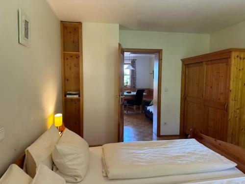 wohnung3elternschlafzimmer