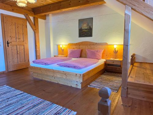 Elternschlafzimmer in unserer Fewo Dinkelmühle im 2. OG