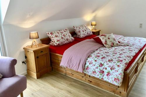 Forsthaus: Schlafzimmer 1