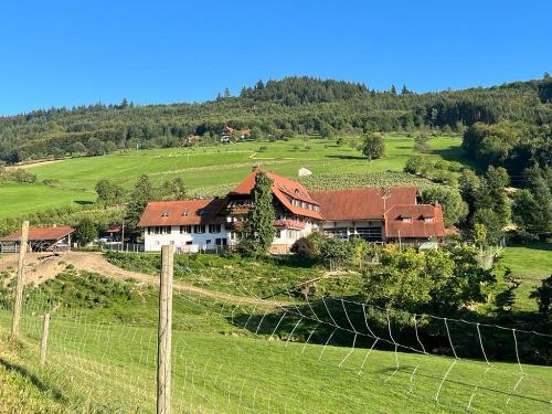 Obst- und Winzerhof Sester