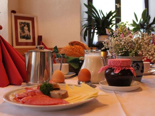 Frühstück auf dem Schäflehof