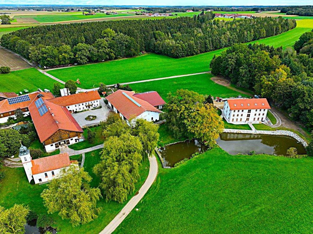 Luftaufnahme des Eicherhofes