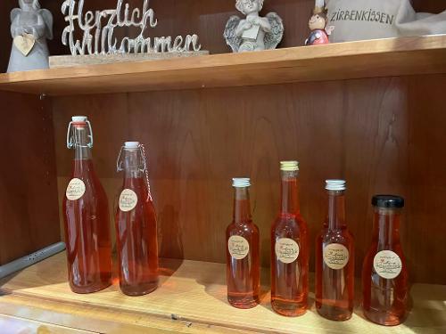 hausgemachter Holdersirup saisonal