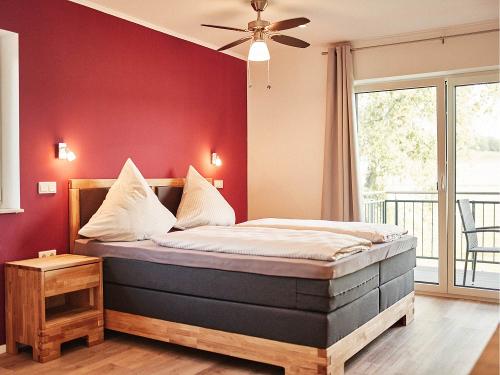 Appartement ROTWEIN - Wohnraum mit Küchenzeile