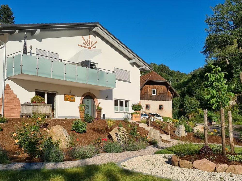 Ferienhaus mit großem Balkon