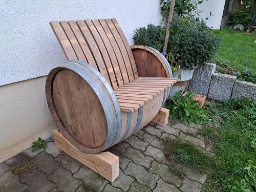 Sitzgelegenheit im Garten Sitzgelegenheit im Garten