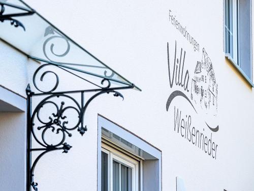 Herzlich Willkommen - Eingang Herzlich Willkommen - Eingang