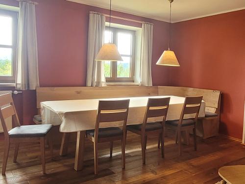 Wohn-und Esszimmer