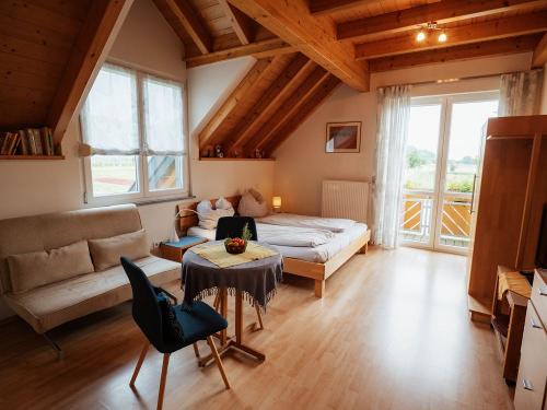 Gästezimmer zum Hof