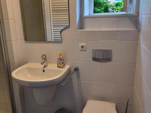 Blick ins Badezimmer Blick ins Badezimmer