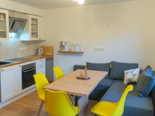 Wohn- und Essbereich Wohnung Feuer