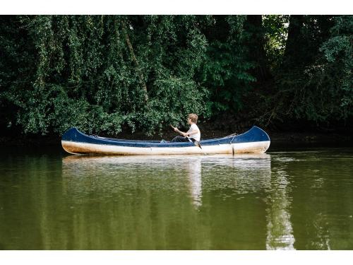 mit dem Kanu über den Kolk paddeln und angeln