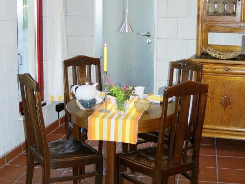 Ferienwohnung - Essplatz Küche Ferienwohnung - Essplatz Küche