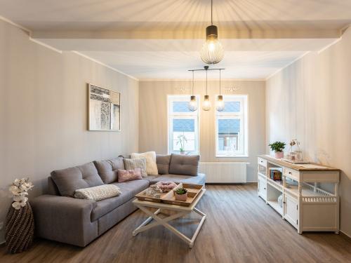 Fewo Landliebe  Wohnraum mit offener Küche