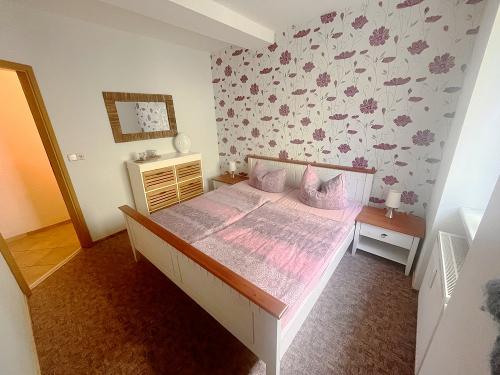 Fewo im Erdgeschoss - Schlafzimmer