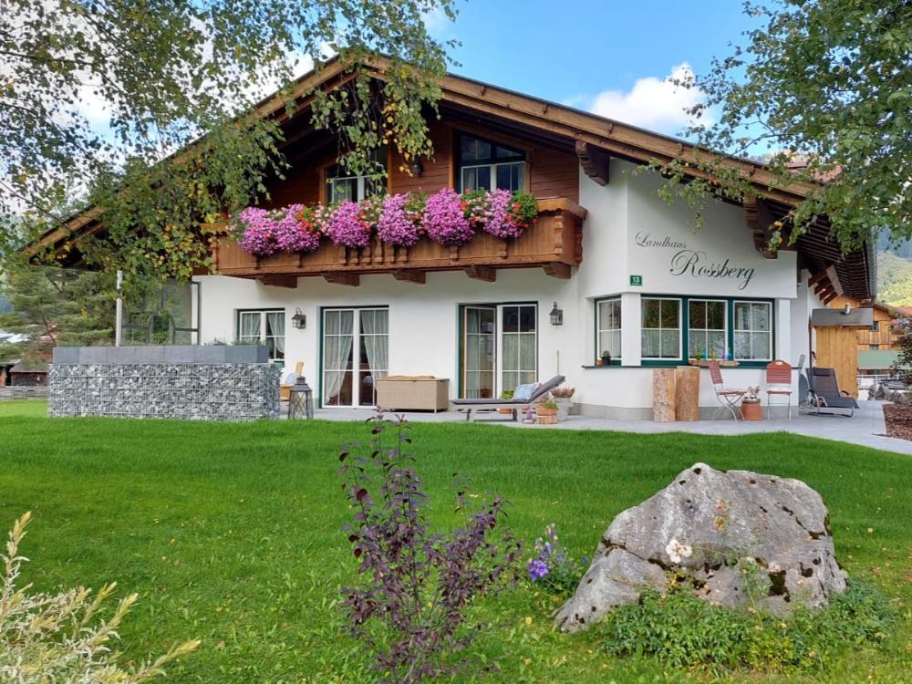 Vorderansicht Landhaus Rossberg