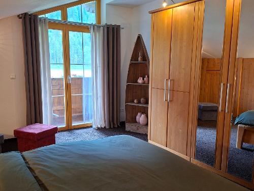 Schlafzimmer mit Blick nach Süden