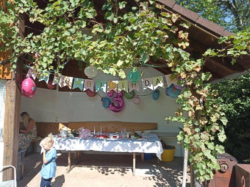 Freisitz/Grillplatz der zu verweilen Einladet